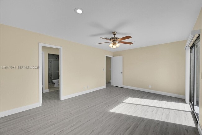 Building Photo - 2532 Coral Springs Dr