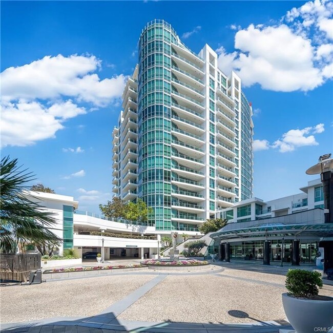 Building Photo - CROWN JEWEL OF URBAN ELEGANCE: BEST RENTAL...