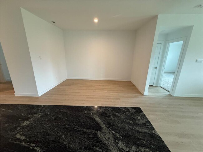 Building Photo - 8530 Sandy Coral Ln
