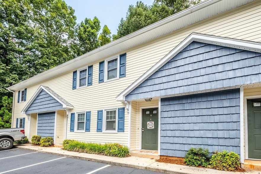 Cedarbrook Apartments 242 Falls St NC 28655 Apartment Finder