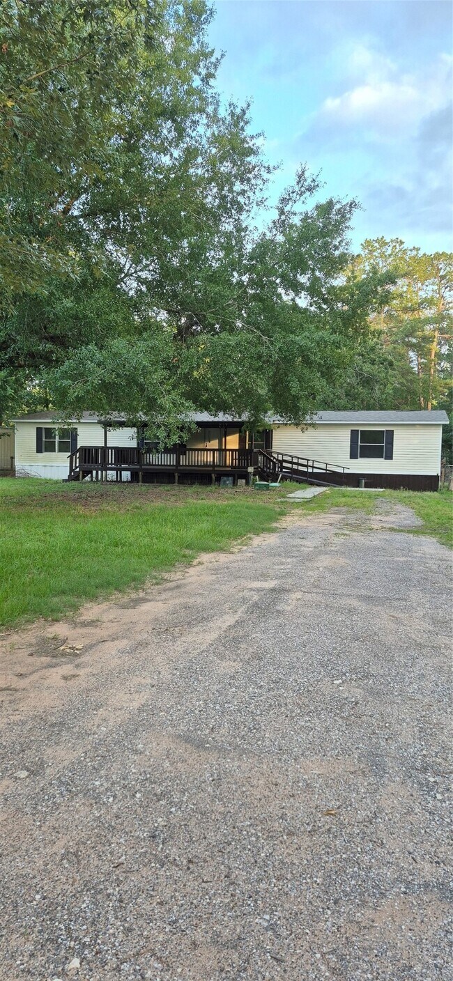Building Photo - 24321 Cherry Hill Dr