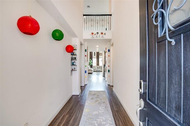 Building Photo - 508 Middle Brook Dr