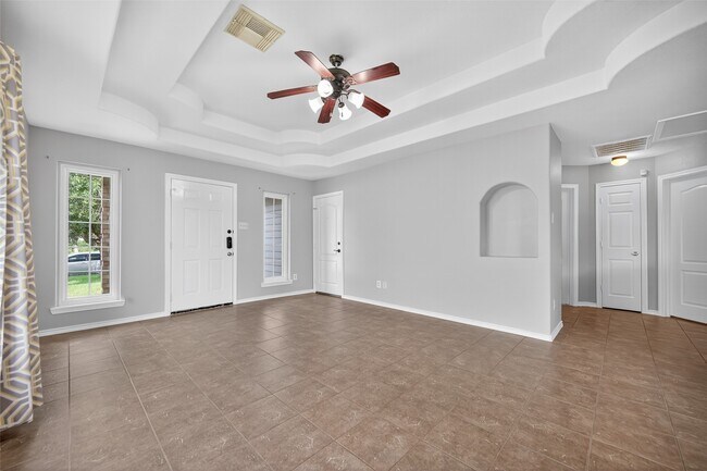 Building Photo - 17314 Blackstone Trails Dr