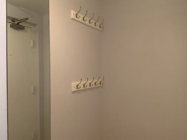 Building Photo - DC Studio in "Old City"  - Furnished!! Mur...