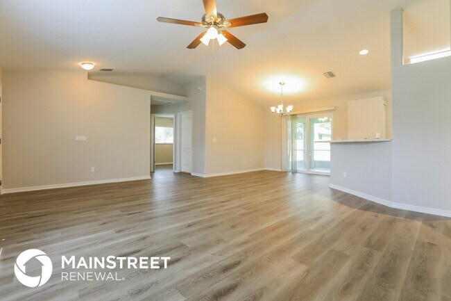 Building Photo - 2702 Nellie Ln