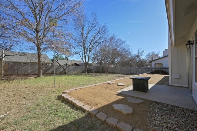 Building Photo - 4615 Sidereal Dr