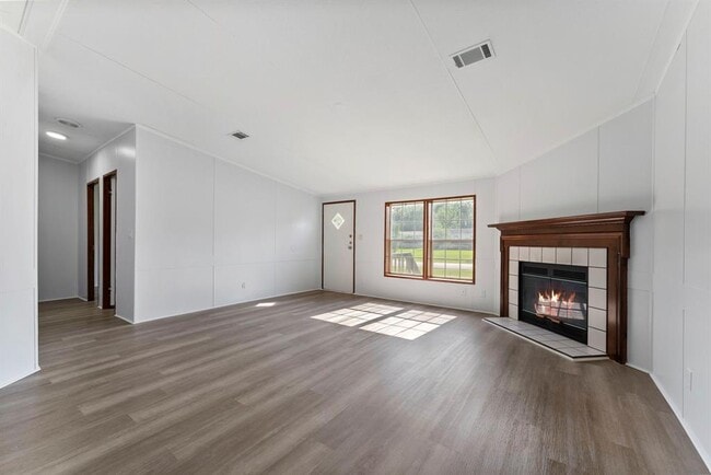 Building Photo - 31206 W Timberloch Trail