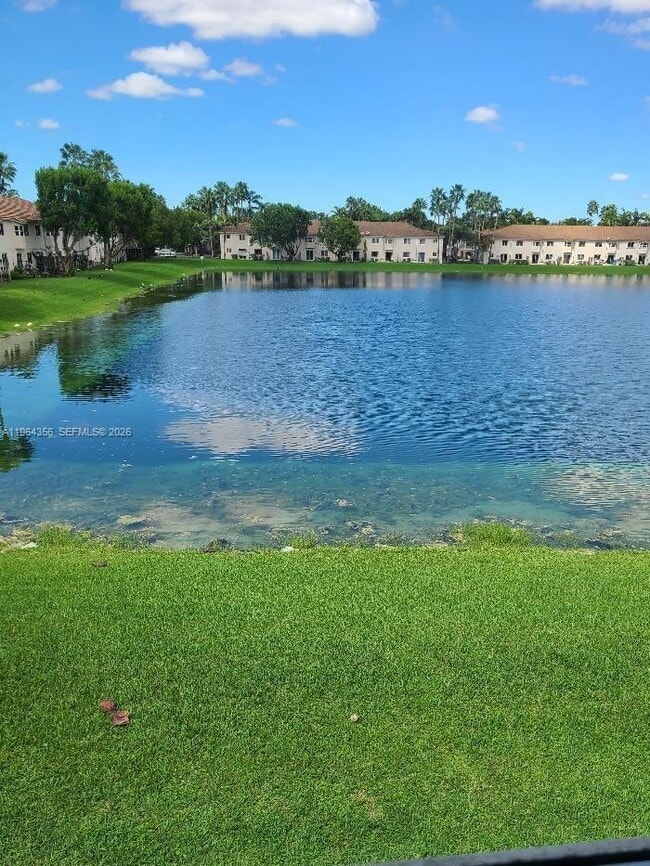 Building Photo - 1251 SE 31st Ct