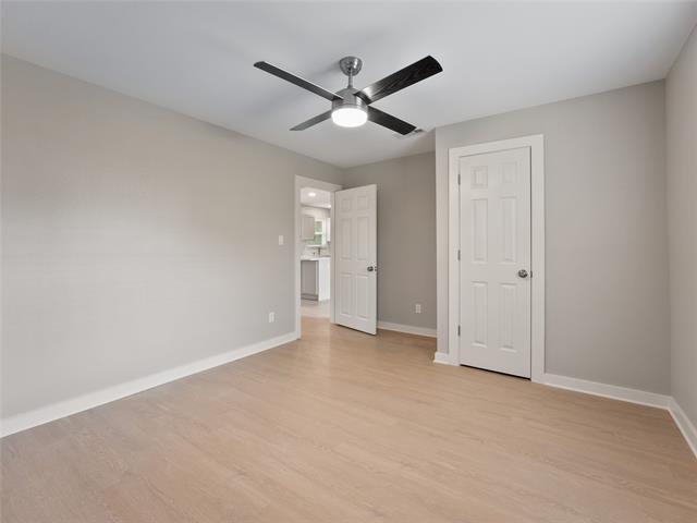 Building Photo - 421 S Interurban St