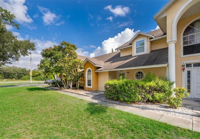 Primary Photo - 3135 Enclave Ct