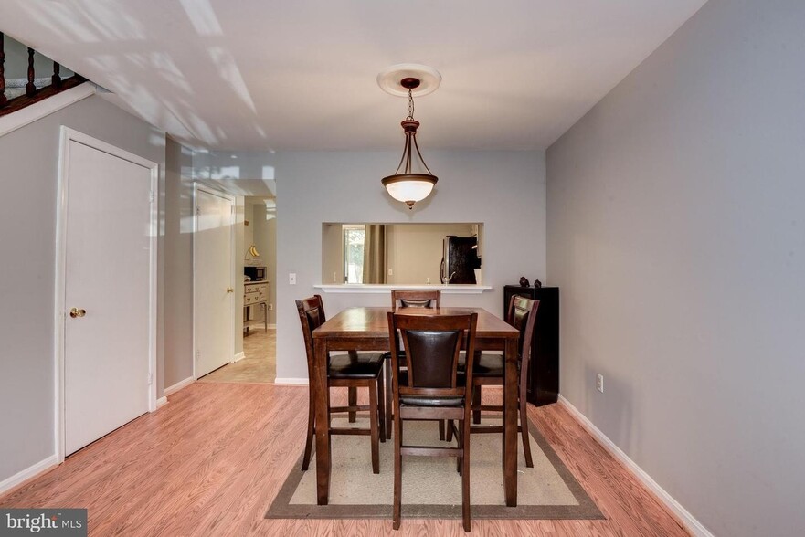 Dinning area - 9668 Hastings Dr