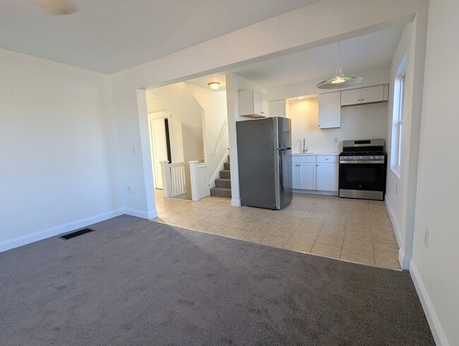 Building Photo - bot3705