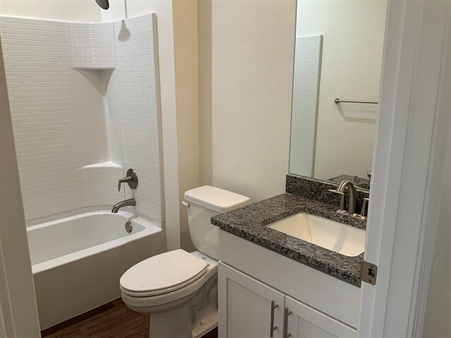 Building Photo - 3626 S Natural Wy