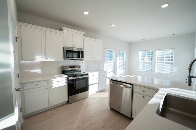 Building Photo - Available Now!