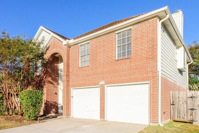 Building Photo - 14422 Cypress Valley Dr