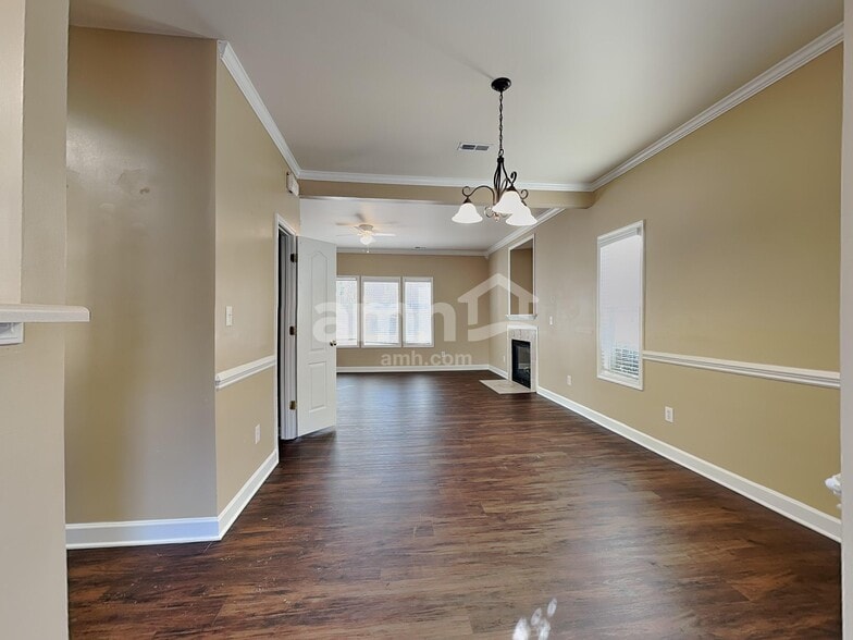 Building Photo - 12746 Cross Dale Dr