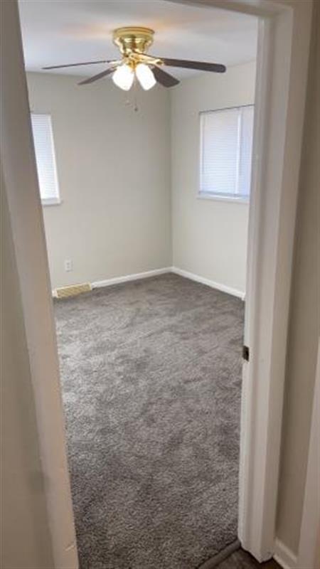 Building Photo - AFFORDABLE AND COMFORTABLE