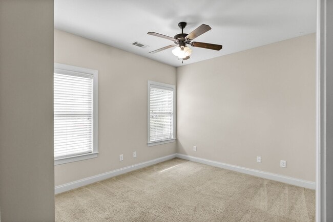 Building Photo - Rosemary Gate Townhome For Rent
