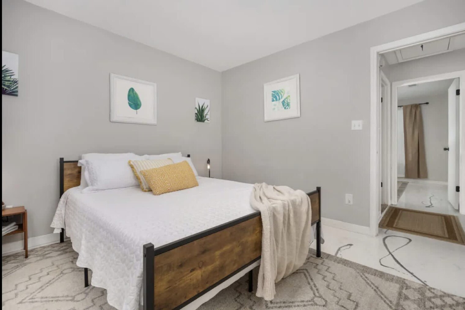 Building Photo - 2001 N 61st Ave