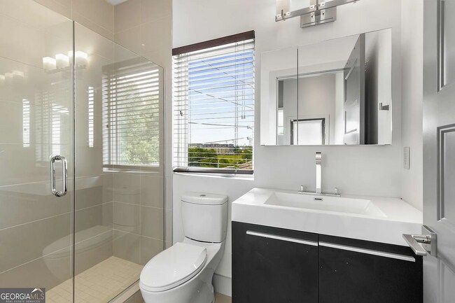 Building Photo - 1672 DeKalb Ave NE