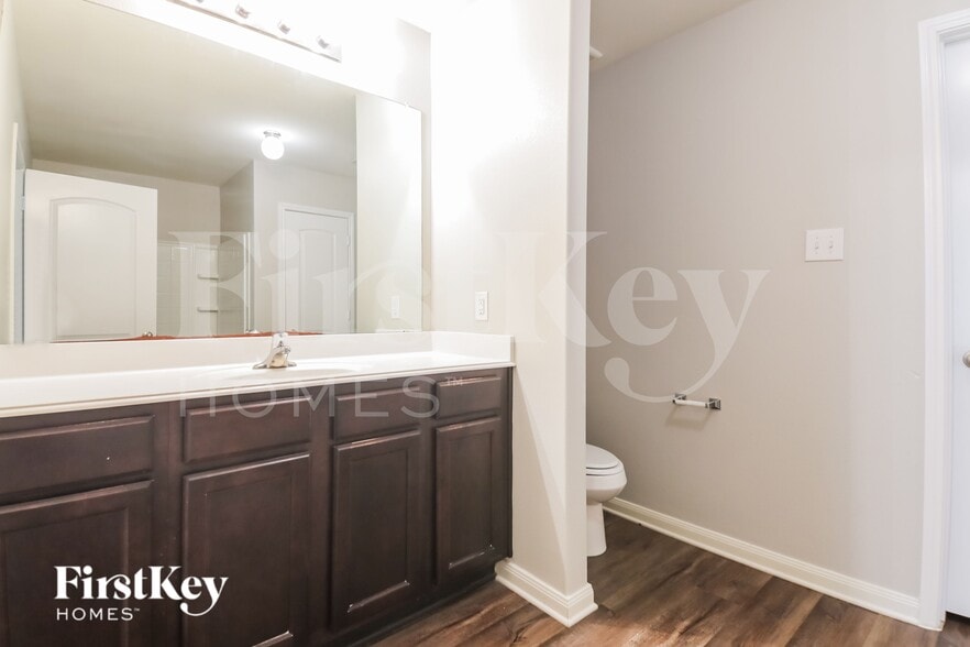 Building Photo - 14219 Chaps Dr