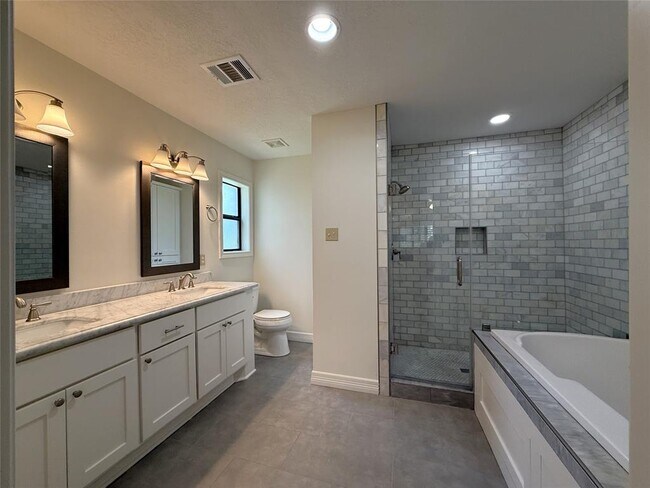 Building Photo - 5007 Shady Nook Ct