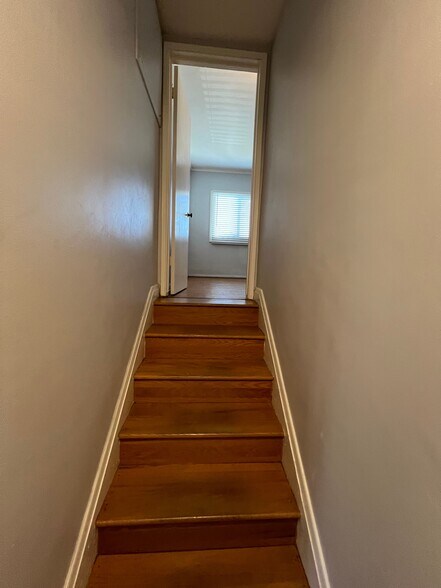 Building Photo - 240 S Holliston Ave