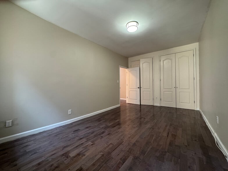 Building Photo - 377 Montgomery St