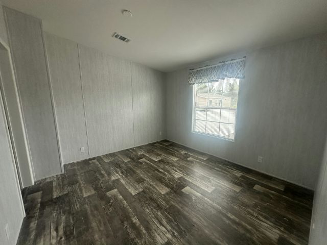 Building Photo - 2025 Bren Mar Ct