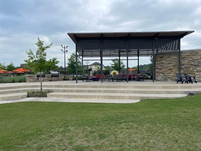 Building Photo - 505 Amistad Cv