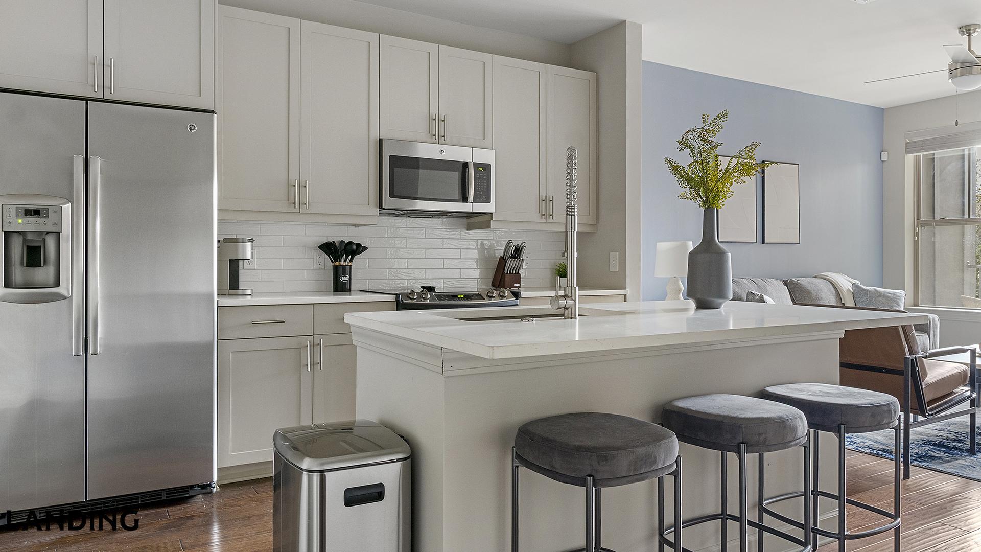 Building Photo - 2420 Peachtree Rd NW