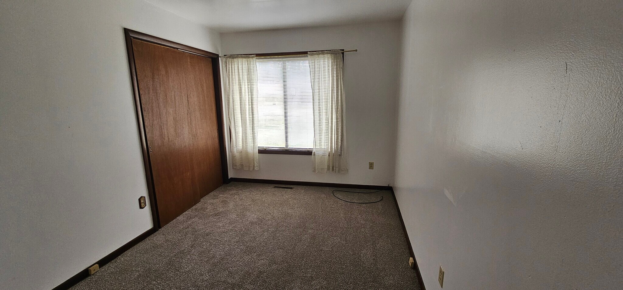 BEDROOM - 114 Murray Hill Rd