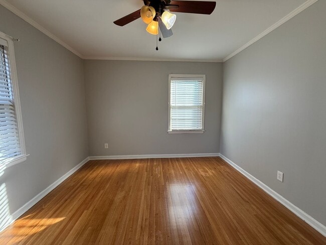 Building Photo - Welcome to this charming 3-bedroom, 1-bathroom home located in the vibrant city of Memphis, TN