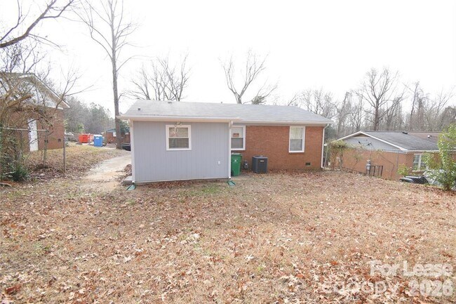 Building Photo - 924 Edgegreen Dr