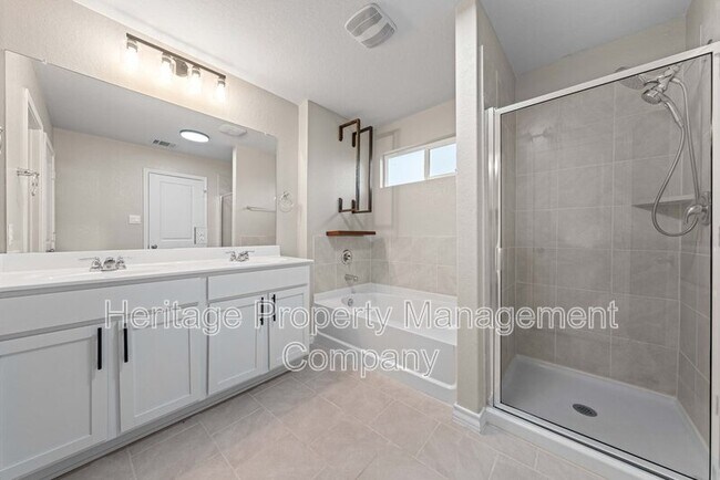 Building Photo - 148 Sage Sparrow