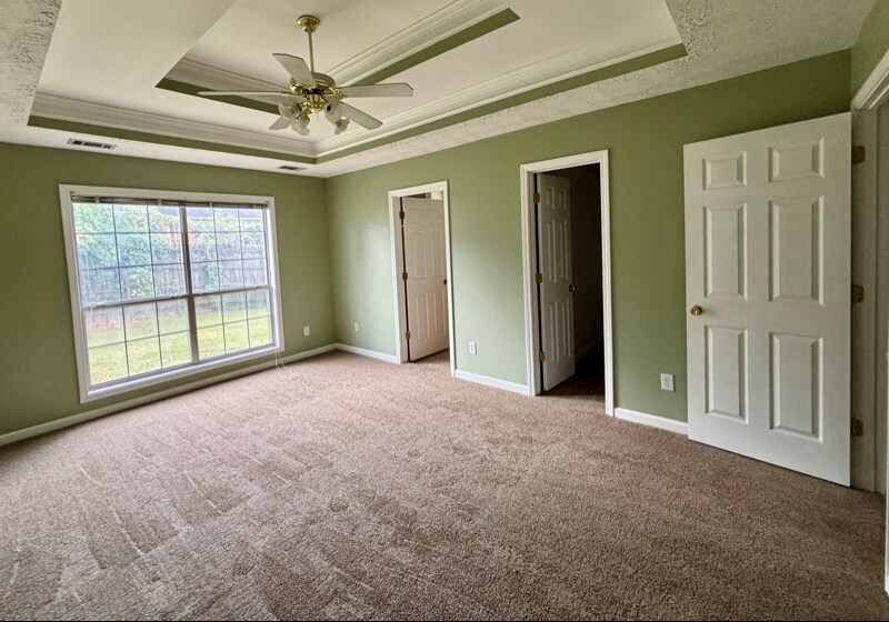 Building Photo - 2900 Camelot Woods Dr NW