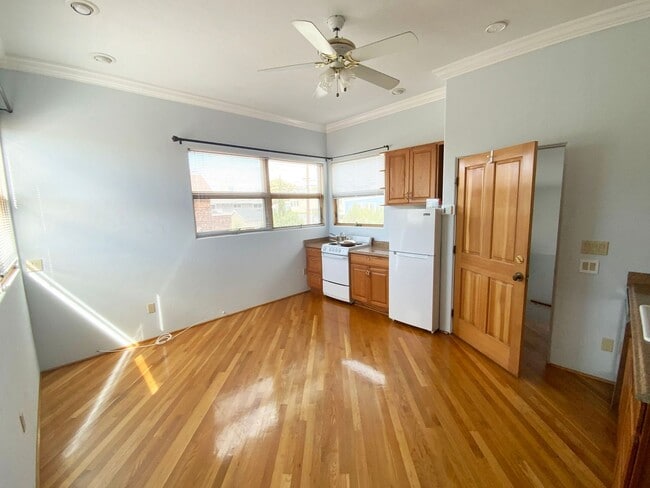 Building Photo - 1bd/1ba Apartment with San Diego Bay Views