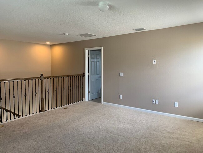 Building Photo - Single Family Home Westyn Bay