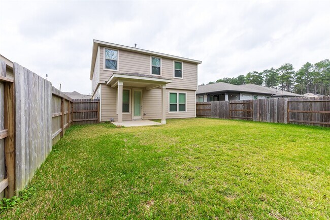 Building Photo - 27646 Mesabe Dr