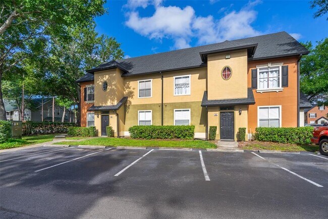 Building Photo - 5953 Westgate Dr