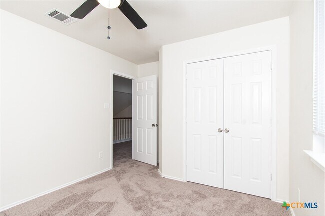 Building Photo - 5304 Willamette Ln