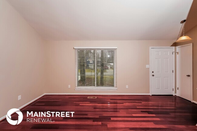 Building Photo - 2505 Galloway Dr