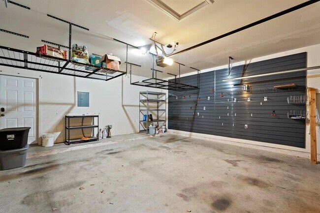 Building Photo - 11416 Flushwing Dr