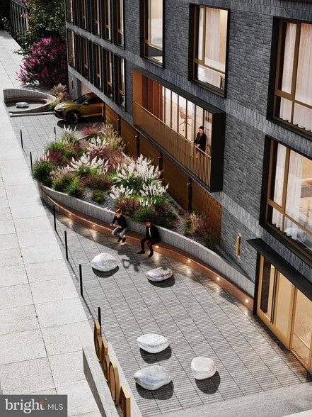 Building Photo - 6604 Ridge Ave