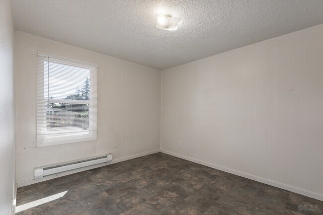 Building Photo - 315 N 17th St