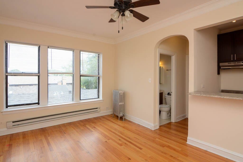 Building Photo - 4619 N Paulina St