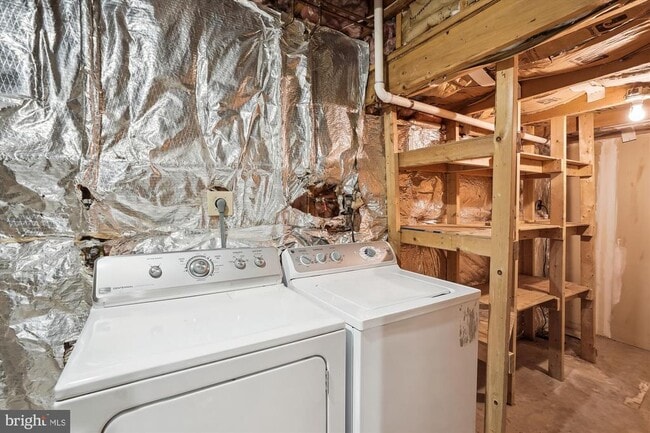 Building Photo - 14705 Flower Hill Dr