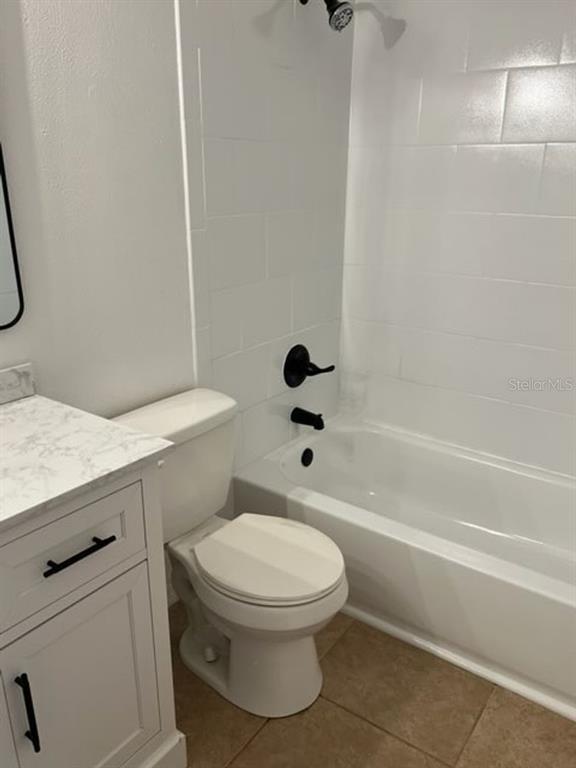 Building Photo - 5745 SW 10th Pl