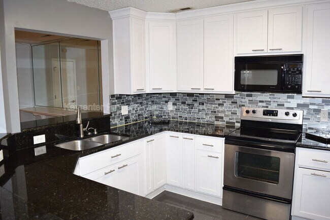 Building Photo - 3809 Peppercorn Way