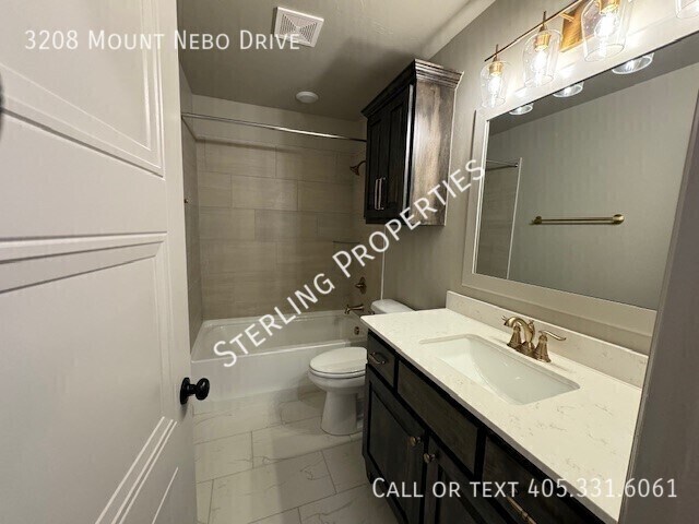 Building Photo - 3208 Mt Nebo Dr